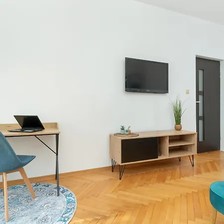 Stylowe W Centrum Gdyni I Blisko Plazy By Renters Apartment Gdynia
