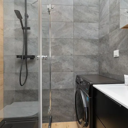 Apartment Stylowe W Centrum Gdyni I Blisko Plazy By Renters Gdynia